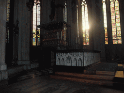 Choir and altar with the Shrine of the Three Holy Kings in the Cologne Cathedral