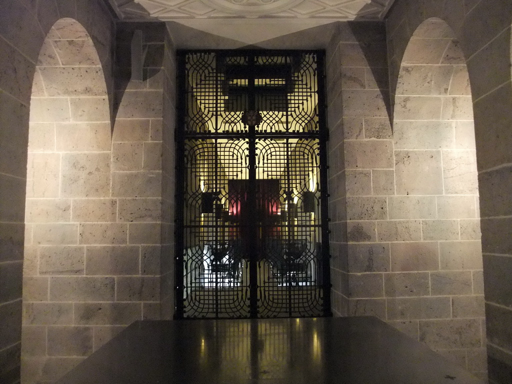 Gated window in the vaults of the Cologne Cathedral