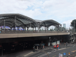 The Cologne Railway Station, the Hohenzollernbrücke railway bridge and the Kölntriangle tower, viewed from the Am Domhof Square