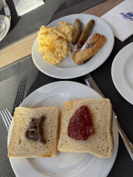 cologne_4_045 - 304 kb - 768x1024 -