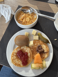 cologne_4_046 - 366 kb - 768x1024 -