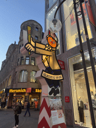 cologne_4_217 - 299 kb - 768x1024 -