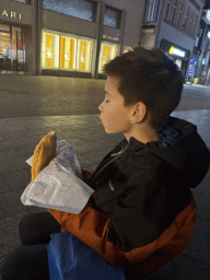 cologne_4_224 - 180 kb - 768x1024 -