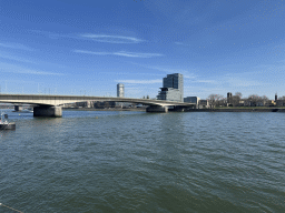 cologne_4_235 - 247 kb - 1024x768 -