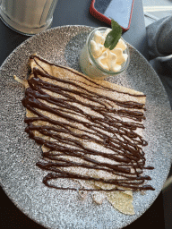 cologne_4_289 - 425 kb - 768x1024 -