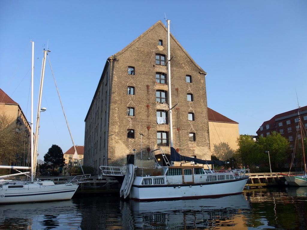 Boats and houses at the Christianshavn Canal, viewed from the DFDS Canal Tours boat