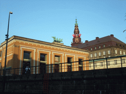 Thorvaldsens Museum and the Christiansborg Palace, viewed from the DFDS Canal Tours boat