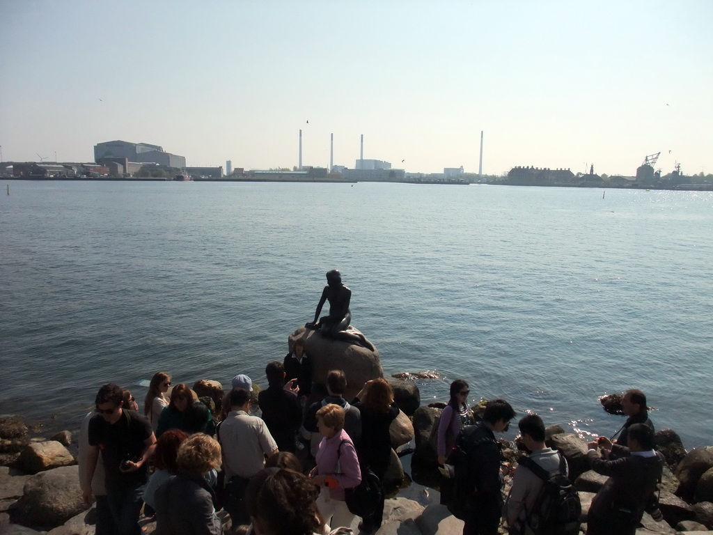 Statue `The Little Mermaid` at the Langelinie pier