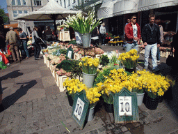 Flower market at the crossing of Bremerholm street and Lille Kongensgade street
