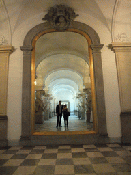 Tim and Miaomiao in a mirror at the entrance hall of Christiansborg Palace