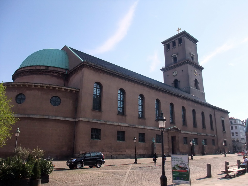 The Church of Our Lady and the Frue Plads square