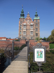 Entrance bridge over the canal to the southeast side of the Rosenborg Castle