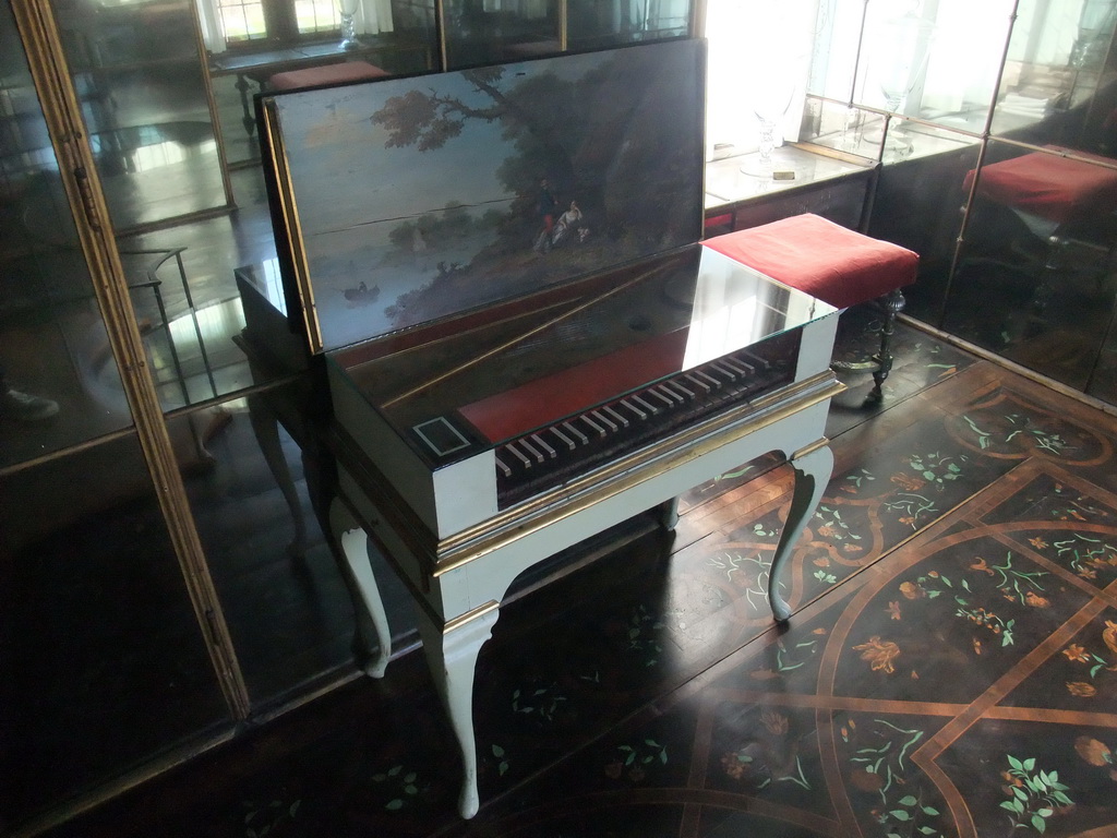 Spinet in the Mirror Cabinet at the first floor of Rosenborg Castle