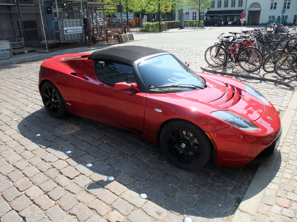 Tesla sports car at Amaliegade street