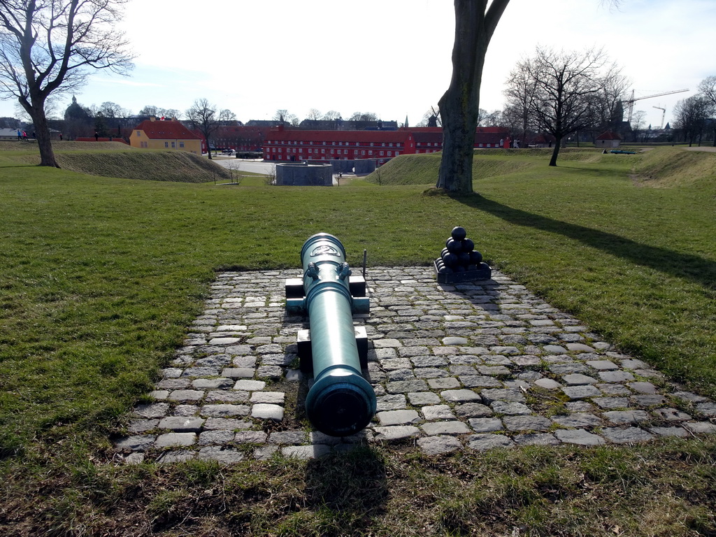 Cannon at the ramparts of the Kastellet park