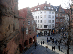 The crossing of the Købmagergade and Krystalgade streets, viewed from the ramp of the Rundetaarn tower