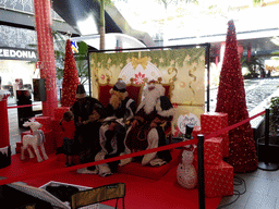 Actors dressed as the Magi at the ground floor of the Siam Mall