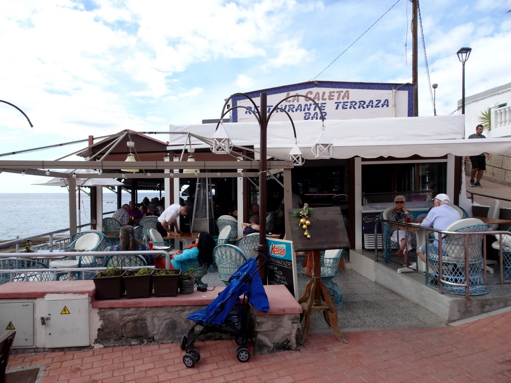 Front of the Restaurante La Caleta at the Calle El Muelle street