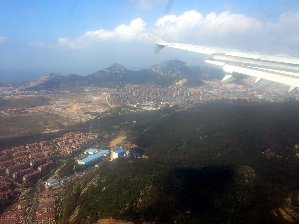 The Zhoujiagou and Youjiacun neighbourhoods at the west side of the city, viewed from the airplane from Beijing