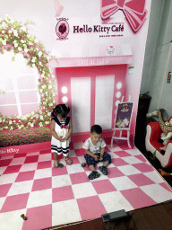 dalian_095 - 255 kb - 768x1024 - Max and his cousin at the photoshoot shop at Jinma Road Max and his cousin at the photoshoot shop at Jinma Road