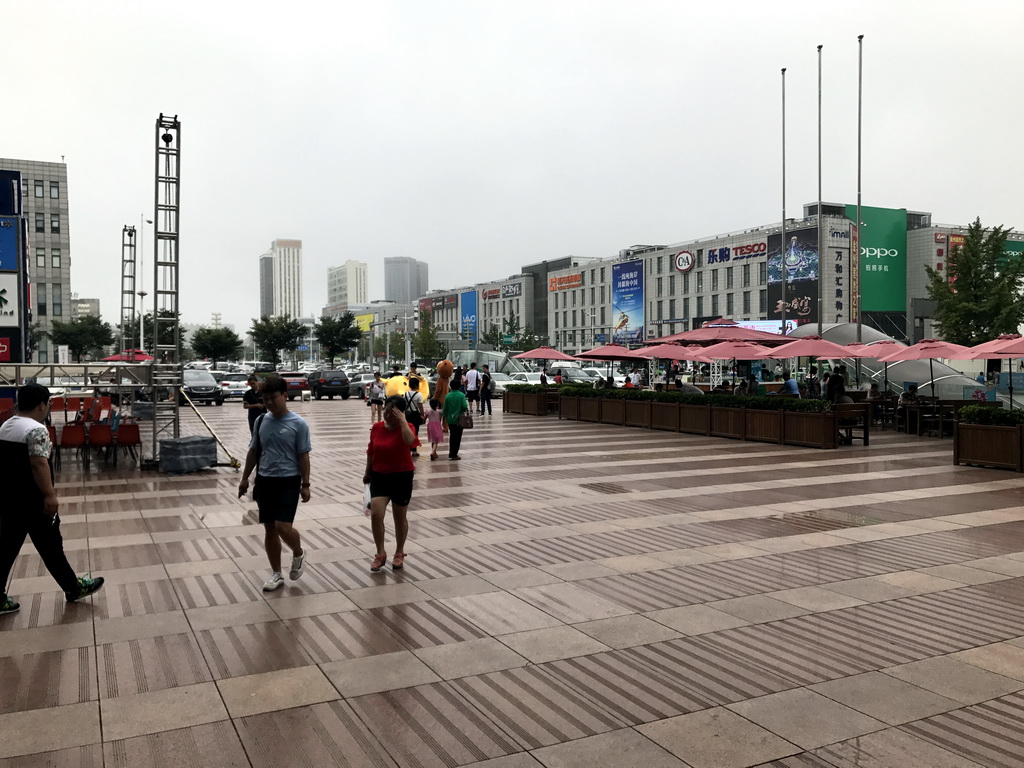 The crossing of Jinma Road and Liaoning Street