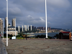 Square at Binhai Road and skyscrapers at the Xihaitun neighbourhood