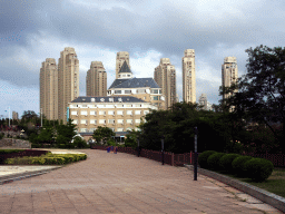 Square at Binhai Road and skyscrapers at the Xihaitun neighbourhood