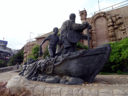 Boat statue at Haijingyuan beach