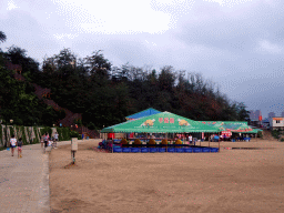 dalian_186 - 280 kb - 1024x768 - Tents at Haijingyuan beach Tents at Haijingyuan beach