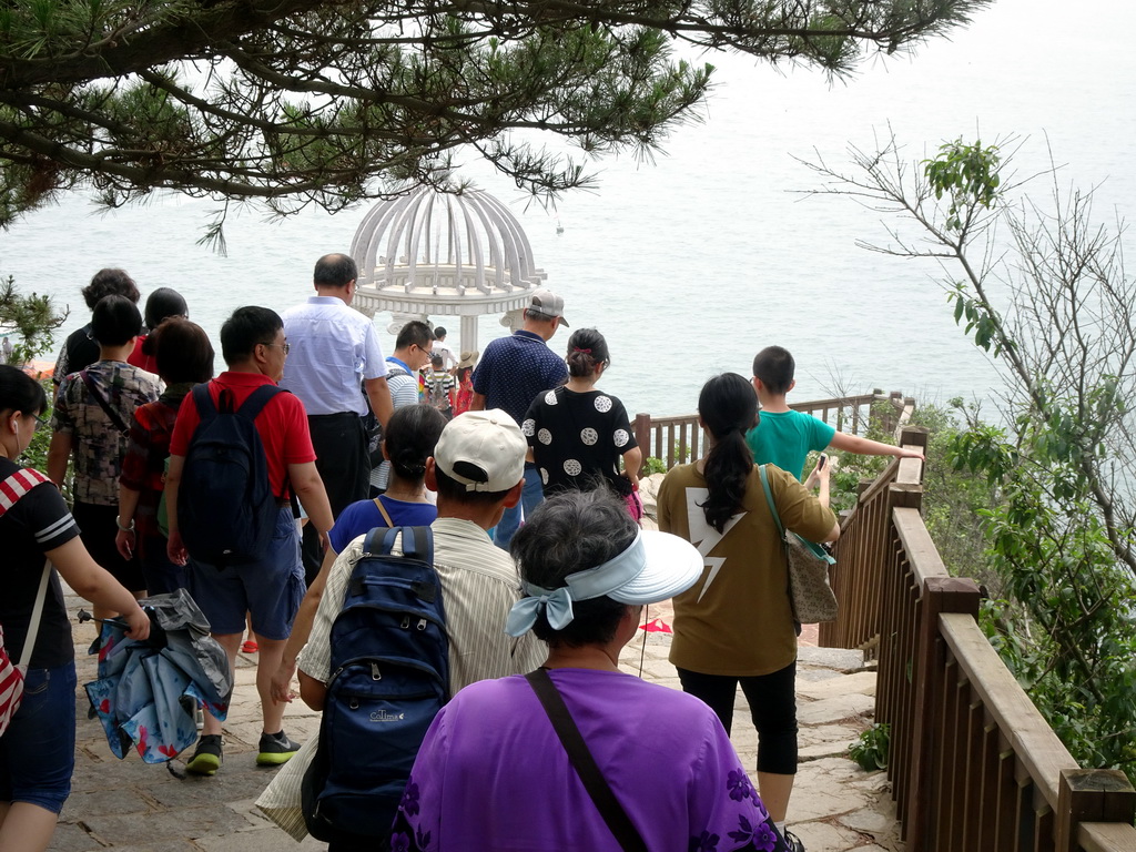Road to the pavilion at the Dalian Jinshitan Coastal National Geopark