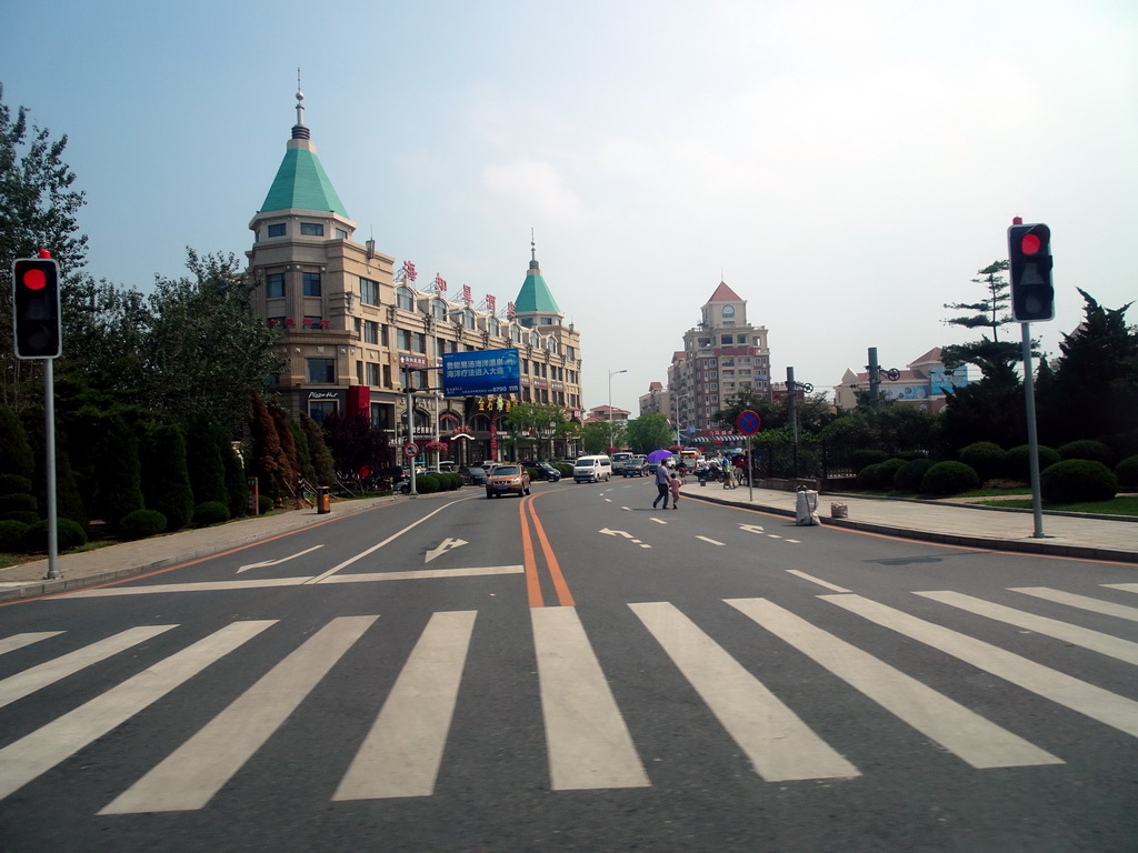 Buildings at Jinshi Road, viewed from the taxi