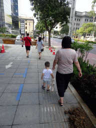 Miaomiao and Max at Wuwu Street