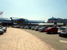 Parking lot in front of the Dalian Laohutan Ocean Park