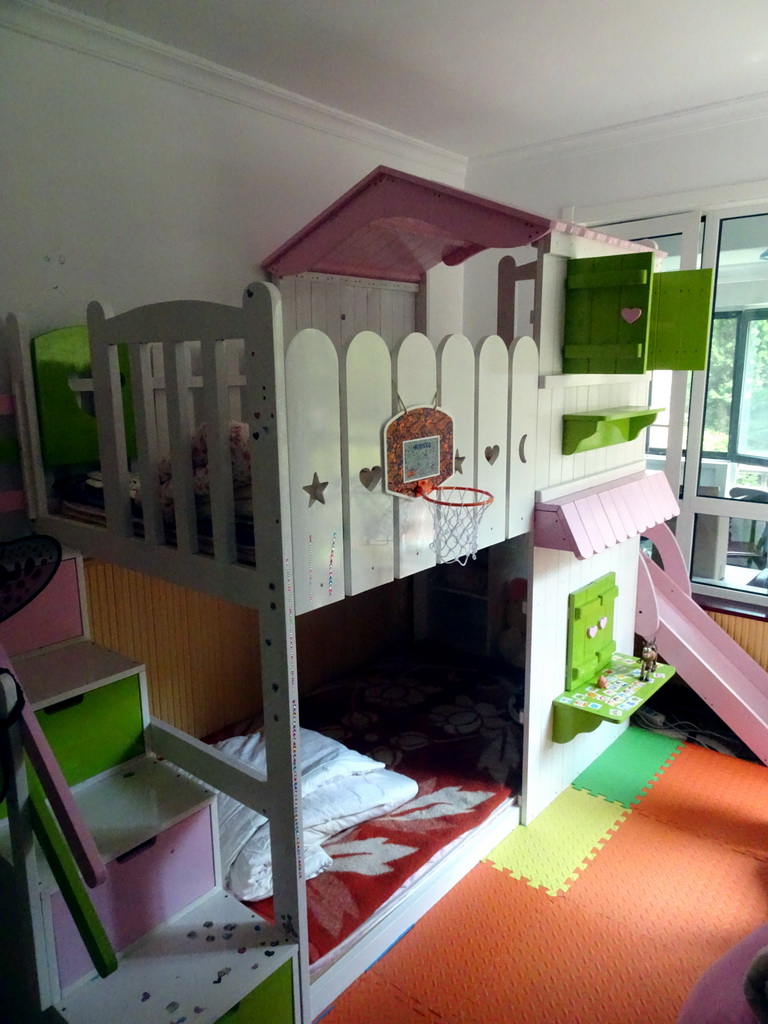 Children`s room in the apartment of our friends at Haibin Lvyou Road