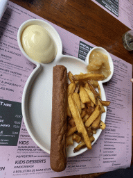 Frikandel and fries at the Bistro Tante Pietje restaurant