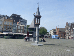 The Markt square with the Puthuis and Onze Lieve Vrouwehuisje structures