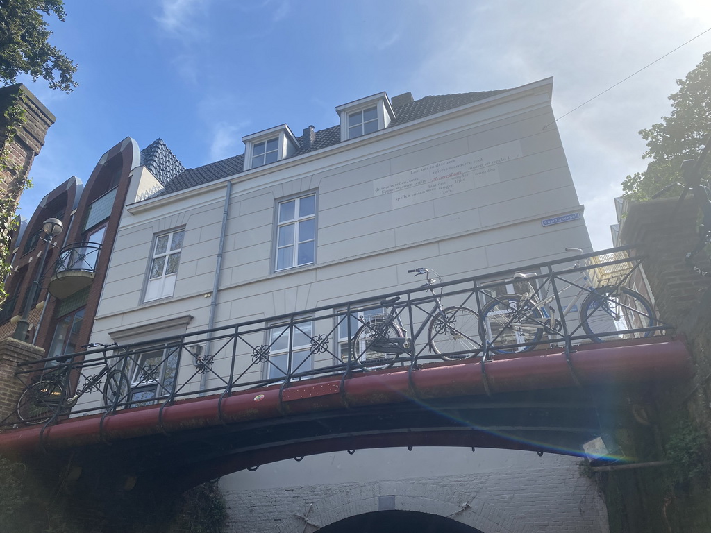 Building at the Guardianenhof, viewed from the tour boat on the Binnendieze river