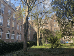 The Stadspark Mariënburg with the Mariënburgklooster monastery, during the Stegenwandeling walking tour