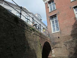 Buildings at the Binnendieze river, viewed from the tour boat