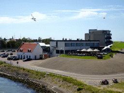 The Peperhuisje building and the Zeepromenade street, viewed from the deck on the fourth floor of the ferry to Texel