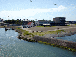 The Peperhuisje building and the Zeepromenade street, viewed from the deck on the fourth floor of the ferry to Texel