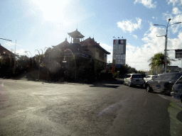 The Br. Pesanggaran community center at the crossing of the Jalan By Pass Ngurah Rai and the Jalan Diponegoro streets, viewed from the taxi from Nusa Dua to Gianyar