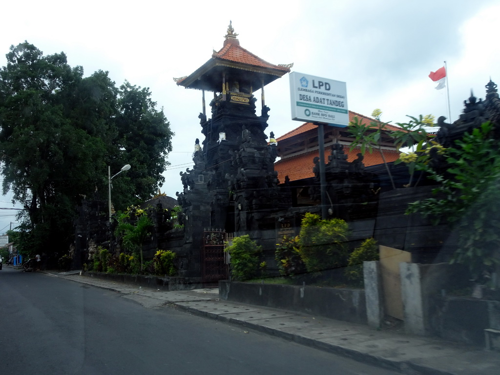 Temple at the west side of the city, viewed from the taxi from Nusa Dua to Beraban