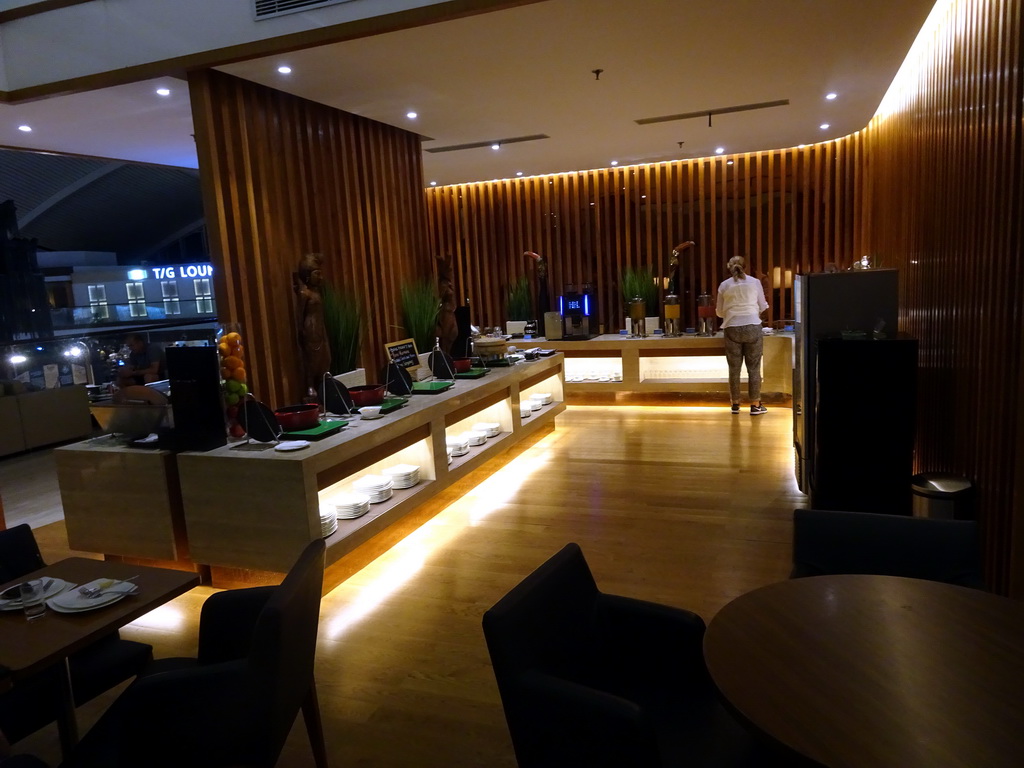 Buffet at the business class lounge of KLM at Ngurah Rai International Airport