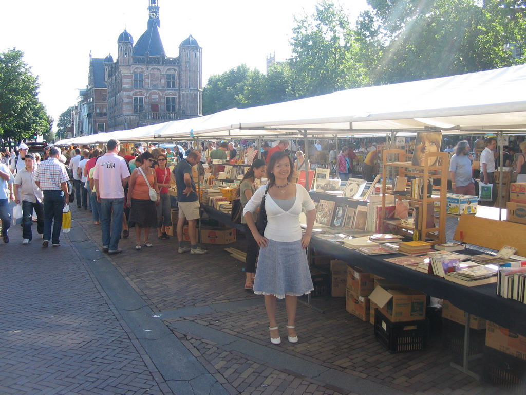 Miaomiao at the Deventer Book Fair on the Brink square