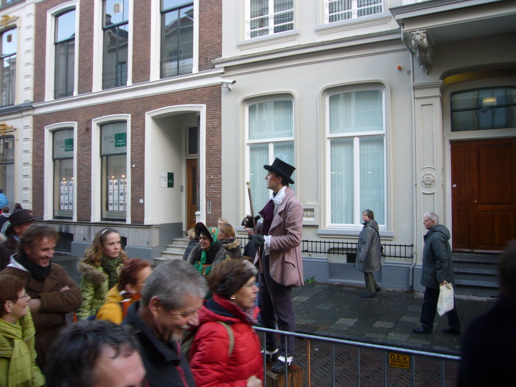 Actors in Victorian clothing at the Keizerstraat street, during the Dickens Festival