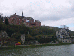 The Meuse river, the La Merveilleuse Hotel and the Villa Mouchenne restaurant, viewed from the Avenue Winston Churchill
