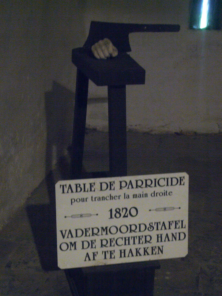 Tool to cut off the right hand at the Citadel of Dinant, with explanation