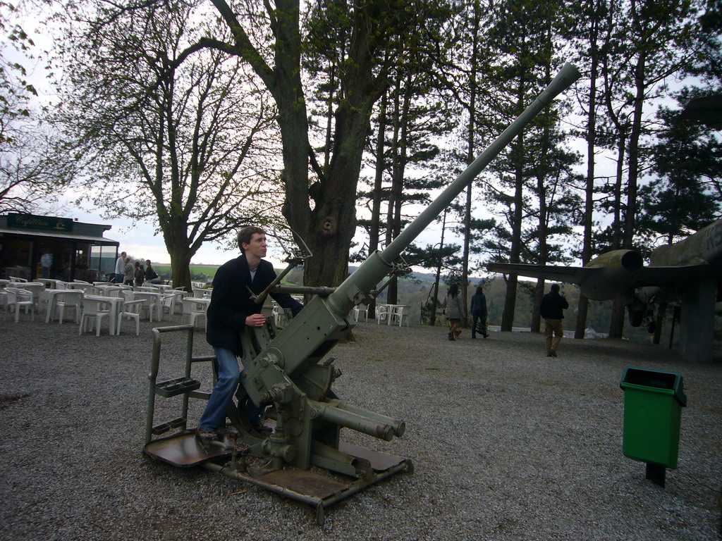 Tim with artillery at the southeast part of the Citadel of Dinant