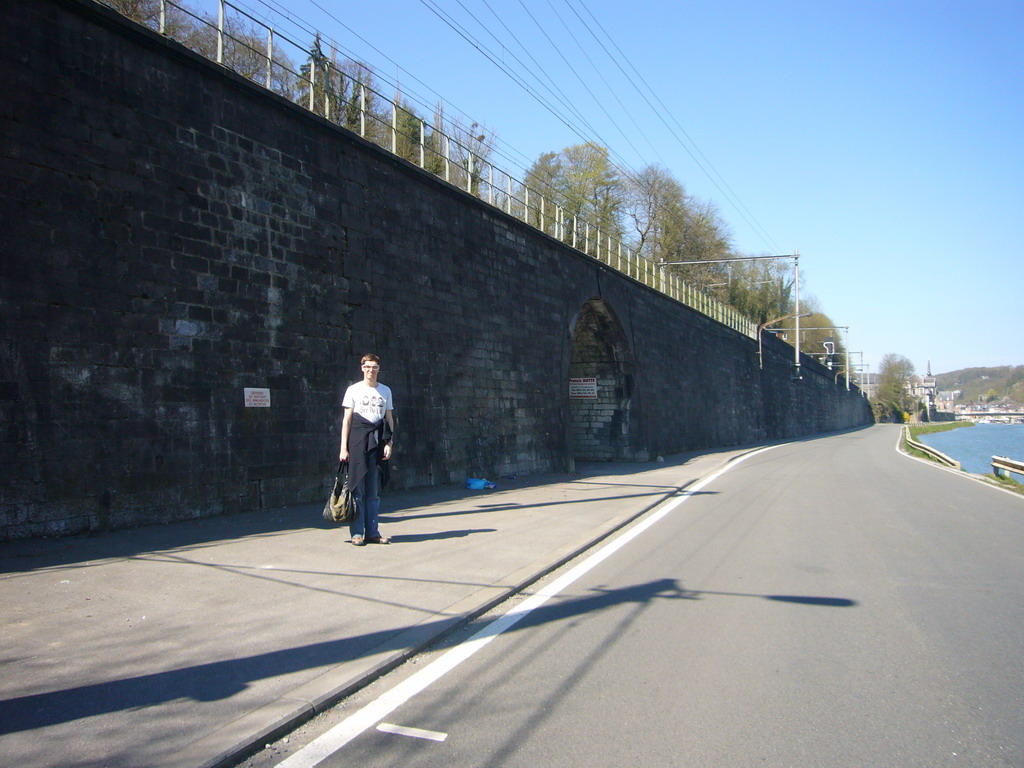 Tim with the railway and the Avenue des Combattants